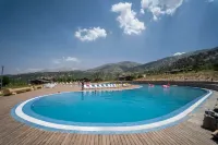 Le Chalet by Amirsoy - piscina