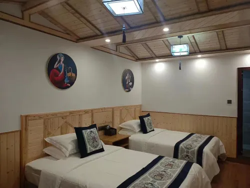 One meter Sunshine Courtyard Homestay in Furong Town