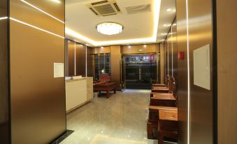 Yunrui Business Hotel