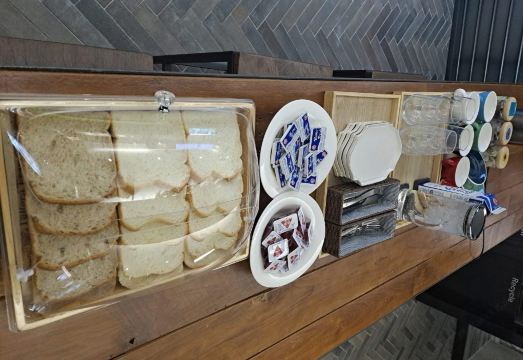 코자요 홍대 호스텔의 깔끔한 도미토리