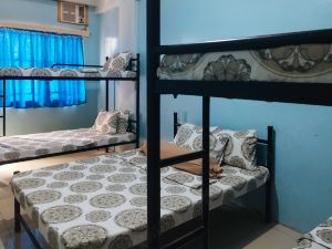 Cm Apartelle Iloilo International Airport by RedDoorz