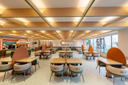 Orange Hotel (Dongguan Xiping Subway Station Hotel) Отели рядом с достопримечательностью «Guangdong University of Science & Technology»