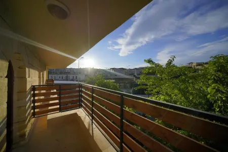 Ayaz Stone House Отели рядом с достопримечательностью «Airport Transfer Company»