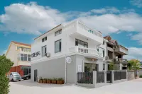 Rizhao Qiduo Homestay (Taohua Island Scenic Area Branch) 만보 조개잡이 공원 주변 호텔