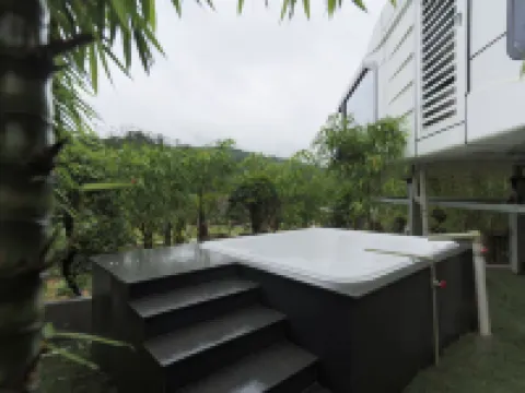 Banshan Hidden Sea Wild Luxury Homestay