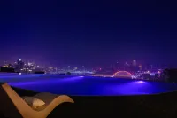 COMBIN HOTEL（Chongqing Erling Second Factory Cultural and Creative Park Store） - Infinity Pools