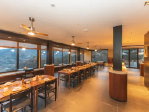 Yinjuxiangli · Huanxi Mountain Homestay Hotel a Zhenba