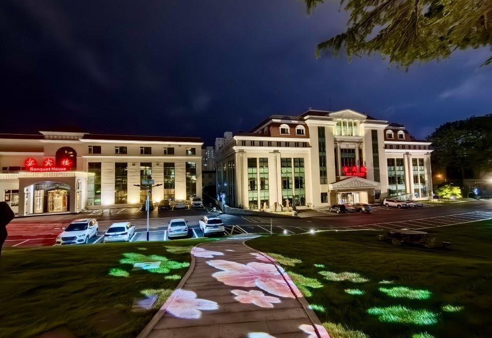 2. 칭다오 가든 호..