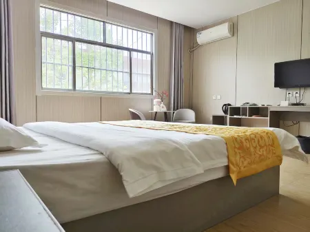 Sishui Senrun Business Hotel Отели в г. Сишуй