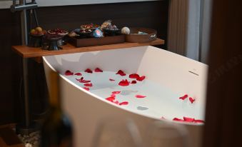 Shano・Shanhe・Yueshang Hot Spring Vacation Apartment (Xinzhou Ancient City)