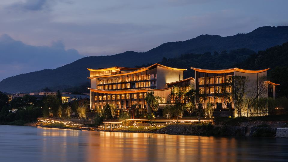 Dongjiang Lake Zixi Rusi Cultural Hotel