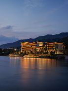 Dongjiang Lake Zixi Rusi Cultural Hotel