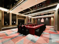 Radisson RED Jilin City - Business