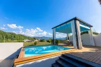 Yunmanli Garden Hot Sping  Resort  Homestay