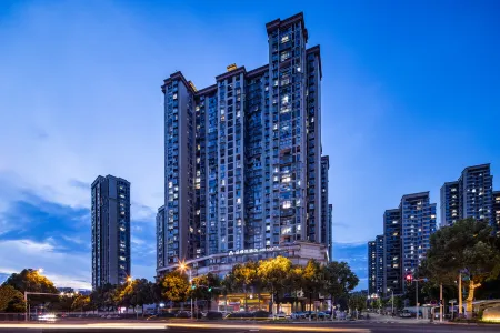 Pinman Chen Hotel (Changsha University Metro Station Branch) Отели рядом с достопримечательностью «Xiufengshan Park»