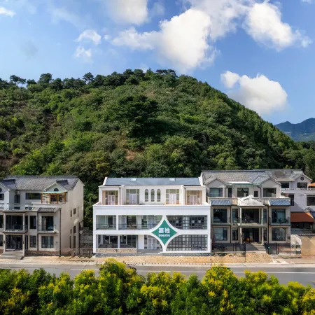 Xiyou Seeyou Hotel (Tianjin Jizhou Jim Adventure World)