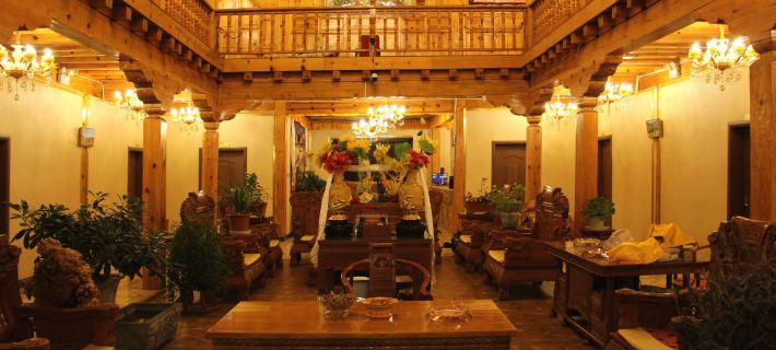 Deqin Shiyi Manor Hotels in Deqin