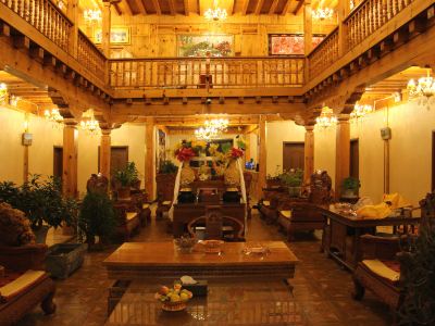 Deqin Shiyi Manor