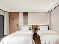 Haokejia Hotel (Lingshui Clear Water Bay Nanwan Monkey Island)