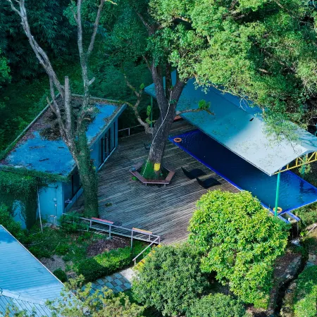 Yingxi Peak Forest Corridor Cuiying Residence