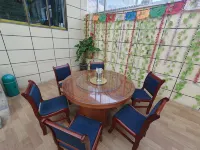 Dayu Tibetan Tribe Homestay - Parking