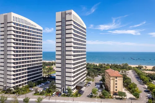 Left Bank Seaview Resort Hotel - 駐車場