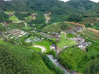 嶺南小洞天·山野石屋古堡民宿 - 酒吧