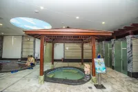 Lvshun Fengyu Hot Spring Resort - น้ำพุร้อน