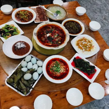 Yaoyao Hotel Xiling Snow Mountain