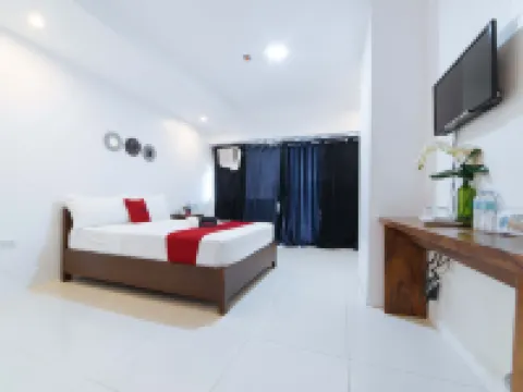 RedDoorz Plus @ San Roque Roxas City Ξενοδοχεία στην πόλη Capiz