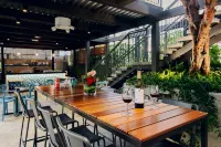 Savv Hotel