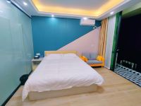 广州卓玛之家公寓 - 精品舒适大床房