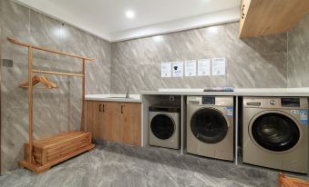 Kelton Wisdom Hotel (Jinjiang Wudian City Wanda Plaza)