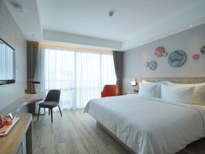 HARRIS Suites Puri Mansion