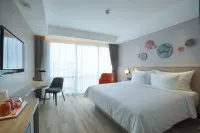 HARRIS Suites Puri Mansion