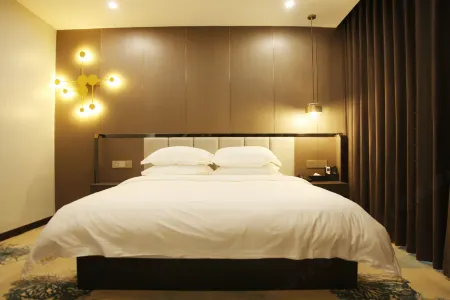 Loveliness Hotel Отели в г. Лотянь