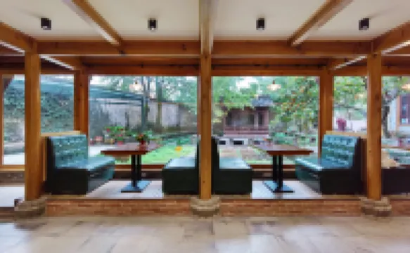 Floral Hotel·Hongcun to Yantang hotel