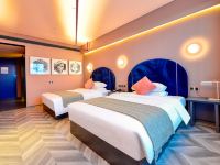 杭州未来科技城雷迪森世嘉酒店 - 摩尔艺术双床房
