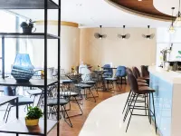 ibis Hong Kong Central and Sheung Wan Hotel Hotels near Central District