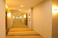 Jiazhou Sunshine Hotel (Nanchong Gaoping)