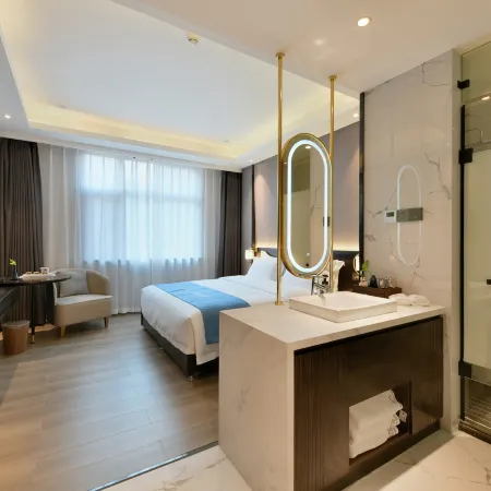 GRAND PAVILION HOTEL