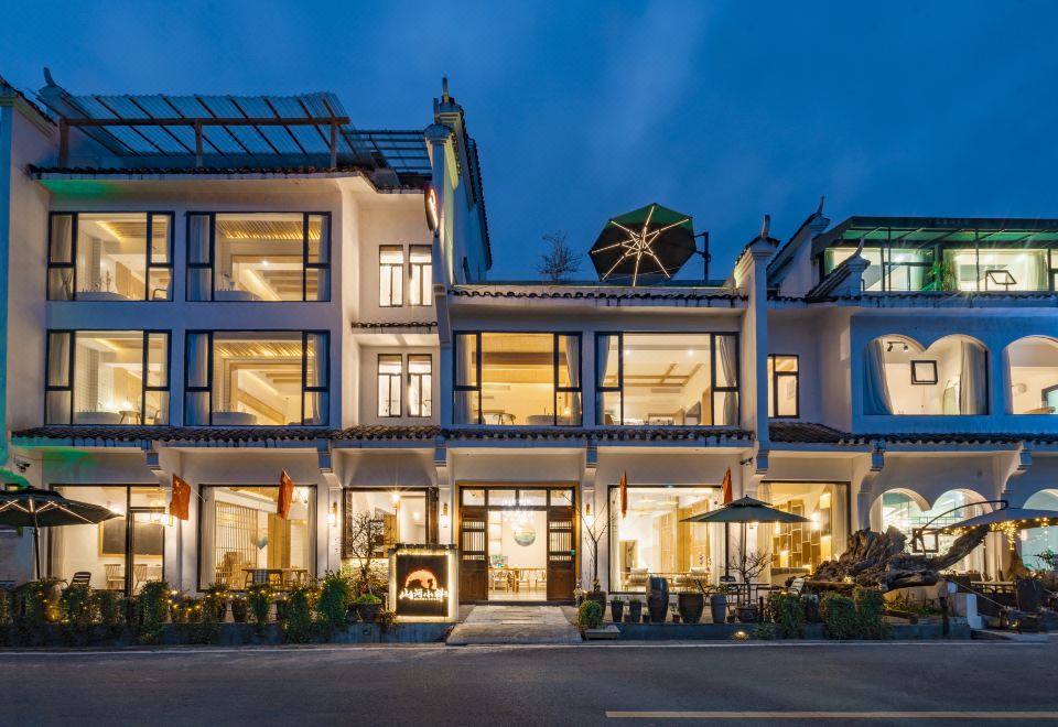 hotel overview picture