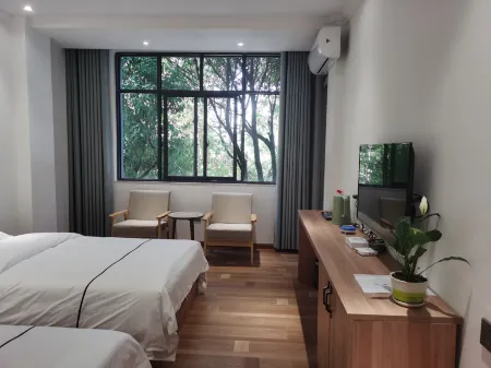 Yiliuba Hotel Отели в г. Лунлинь