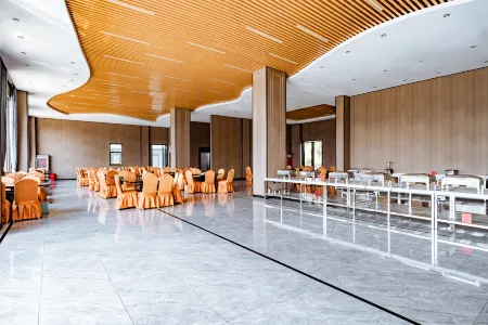 Xinyue Hot Spring Hotel