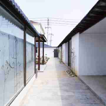 Courtyard 1 B & B Hotel Exterior