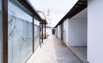 Courtyard 1 B & B