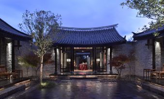 Banyan Tree Lijiang