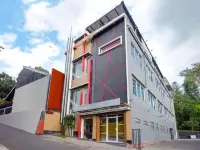 Premier Guest House Yogyakarta Hotels in Kalasan