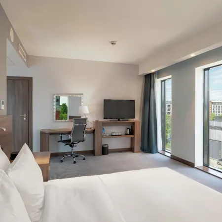 Hampton by Hilton Warszawa Mokotow Отели рядом с достопримечательностью «Урсынов»