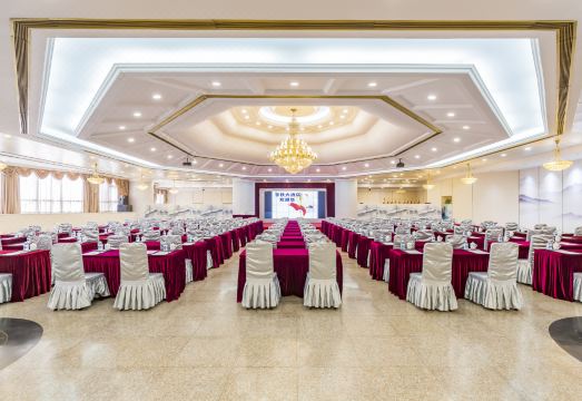 징티에 호텔 로비